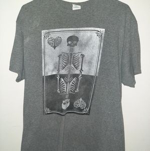 Skeleton card t shirt